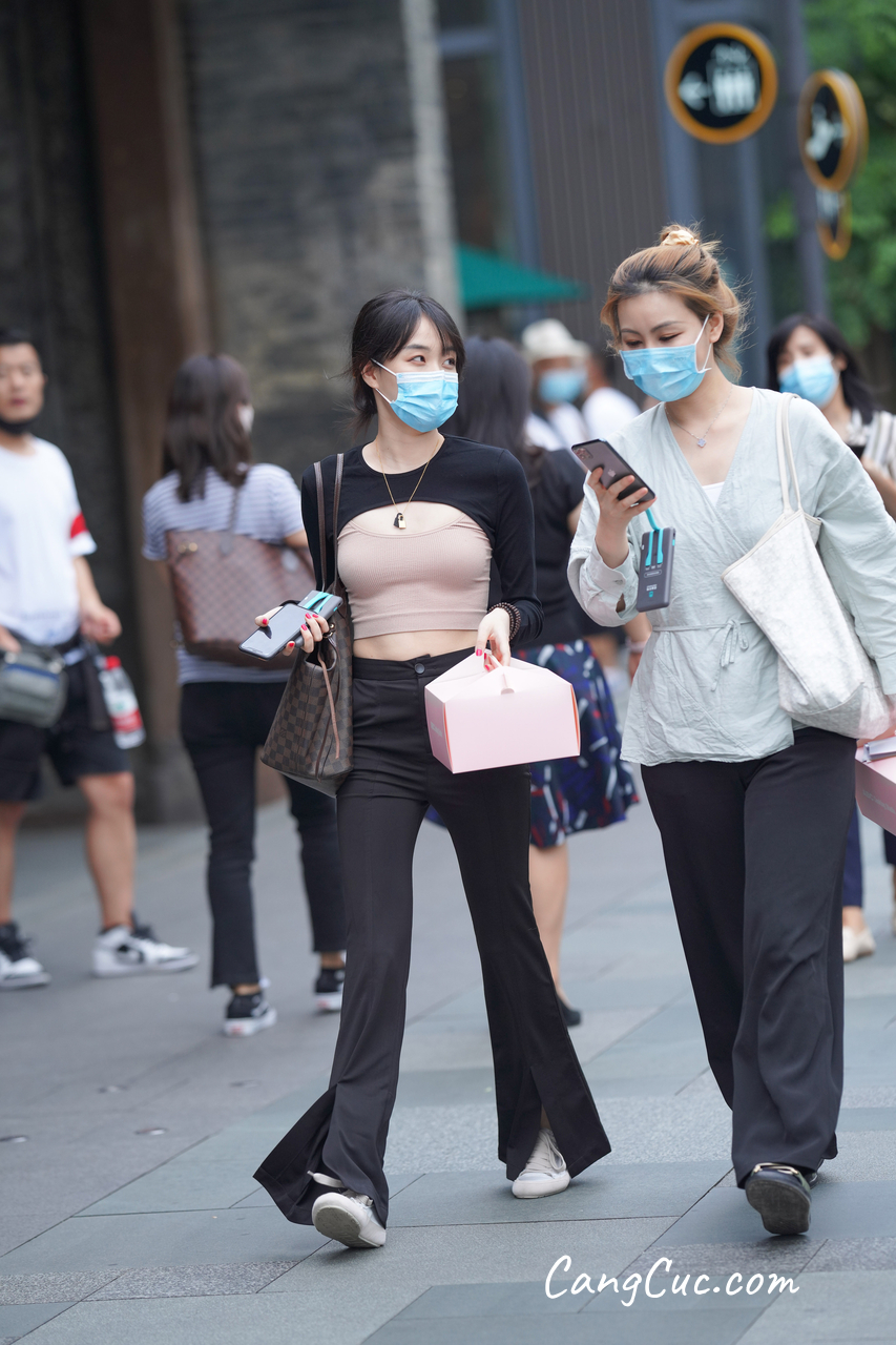 [精选街拍作品] No.3392 时尚黑色系